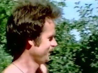 Mladý lékaři v chtíč 1982, volný volný on-line mladý dospělý klip show