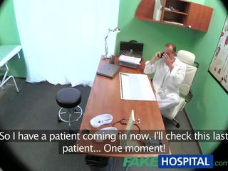 Fakehospital delightful rödhårig prescribed balle av henne doc